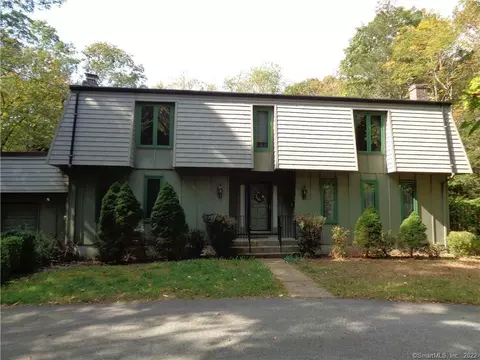 64 Spicer Hill Rd, Ledyard, CT 06339 photo 1