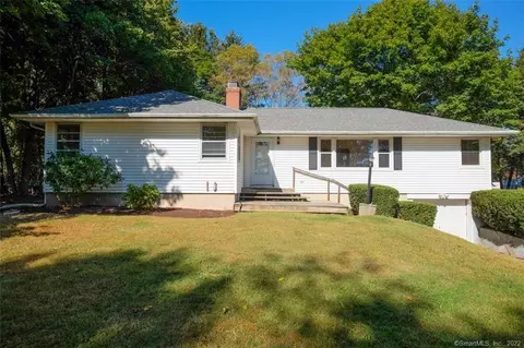 299 Williams Rd, Wallingford, CT 06492 photo 1