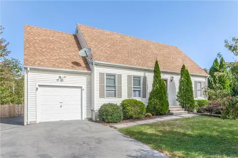 17 Jasper Ln, Madison, CT 06443 photo 1