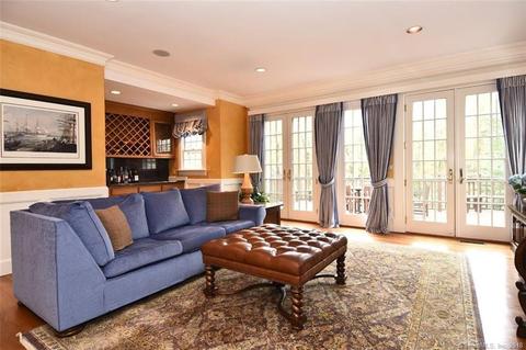 32 Shadow Ln, Wilton, CT 06897 photo 1