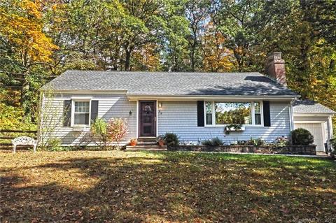 60 Hemlock Trl, Trumbull, CT 06611 photo 1