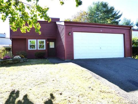 7 Lake Dr, Middletown, CT 06457 photo 1