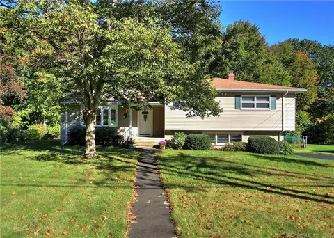 165 Hill St, Hamden, CT 06514 photo 1