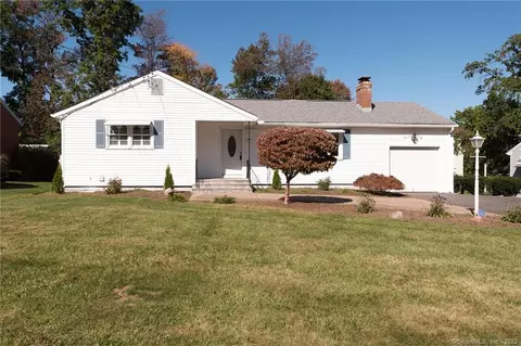 258 Pine Ln, Wethersfield, CT 06109 photo 1