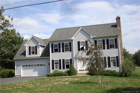 752 Pine St, Middletown, CT 06457 photo 1