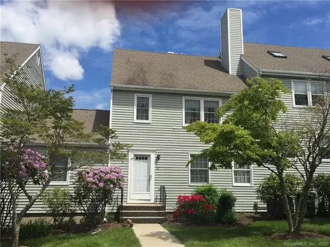 19 Prospect Rdg #27, Ridgefield, CT 06877 photo 1