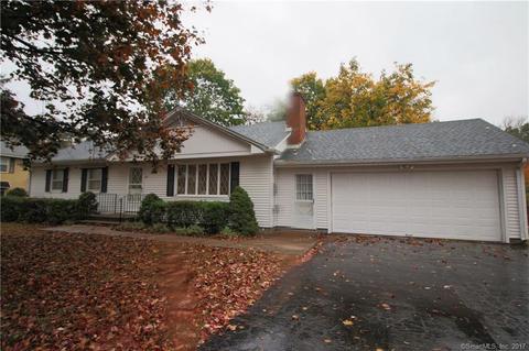 433 North St, Windsor Locks, CT 06096 photo 1