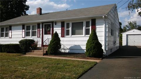 28 E Clover Cir, Hamden, CT 06514 photo 1