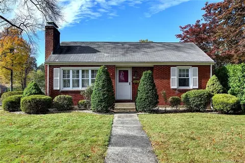 33 Park Ave, Wethersfield, CT 06109 photo 1