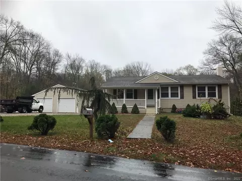 385 Cranberry Bog Rd, Killingly, CT 06239 photo 1