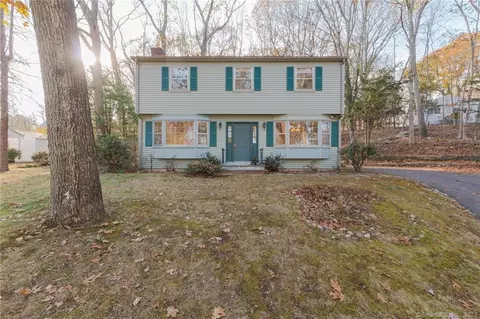 18 Kevin Rd, Niantic, CT 06357 photo 1