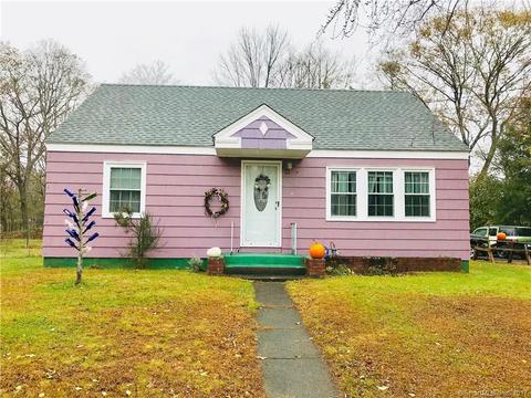 4 Howard Dr, Willimantic, CT 06226 photo 1