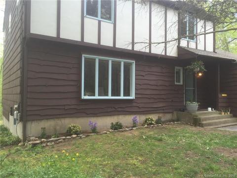 60 Spicer Hill Rd, Ledyard, CT 06339 photo 1