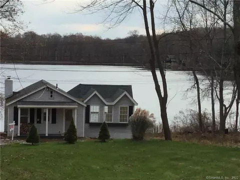 5 Ledge Rd, Higganum, CT 06441 photo 1