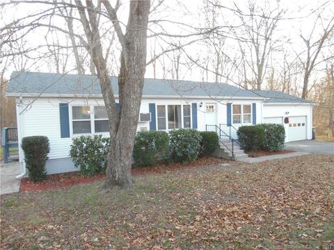 199 Colonial Rd, Plainfield, CT 06374 photo 1