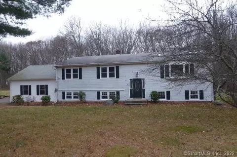 189 Bethmour Rd, Bethany, CT 06524 photo 1