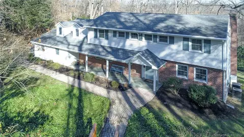 85 Rivergate Dr, Wilton, CT 06897 photo 1