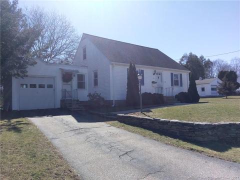 57 Serwan Ave, Willimantic, CT 06226 photo 1