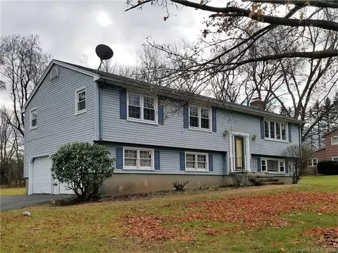 10 Apple Tree Ln, Windsor, CT 06095 photo 1