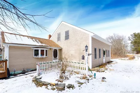 113 Geer Rd, Killingly, CT 06239 photo 1