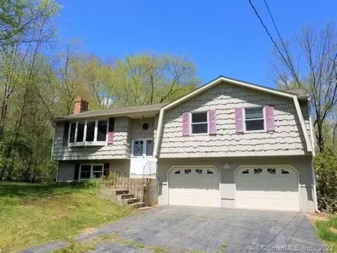 31 Pub Cir, Hebron, CT 06248 photo 1