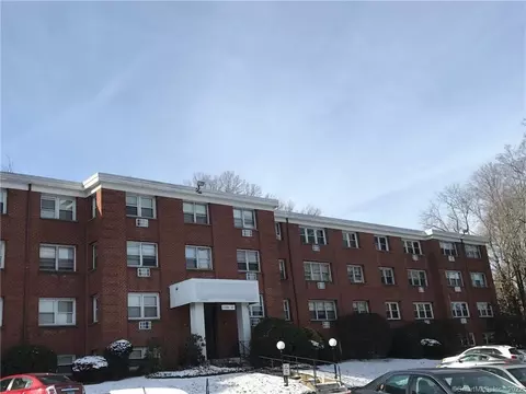 1730 State St #306, Hamden, CT 06517 photo 1