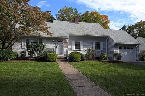 55 Jesswig Dr, Hamden, CT 06517 photo 1