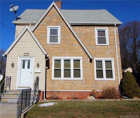 121 Harmon St, Hamden, CT 06517 photo 1