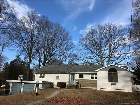 70 Arrowhead Pl, Stratford, CT 06614 photo 1