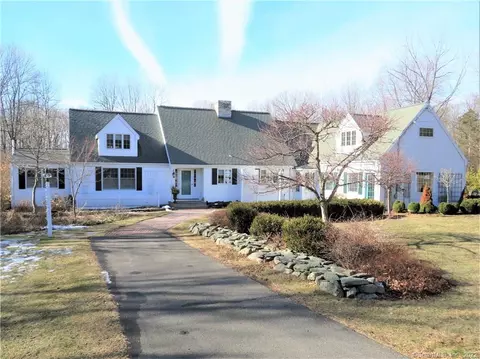 7 Shingle Mill Dr, Canton, CT 06019 photo 1