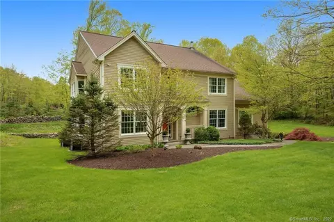 12 Rob Rider Rd, Redding, CT 06896 photo 1