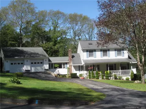 7 Stevens Ave, Ledyard, CT 06339 photo 1