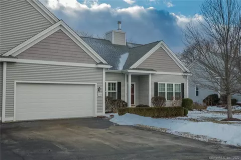 175 Ferry Rd #19, Old Saybrook, CT 06475 photo 1