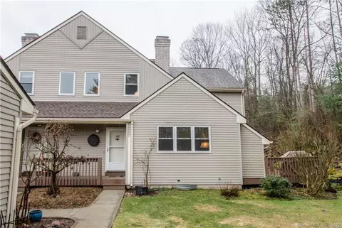 30 Folkstone Rd #E, Broad Brook, CT 06016 photo 1