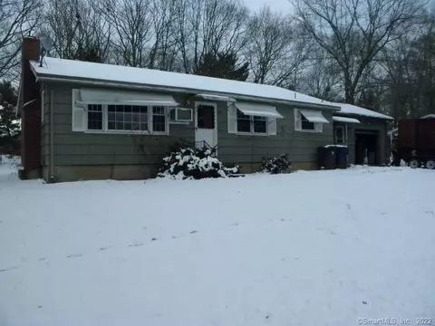 16 George St, Windham, CT 06280 photo 1