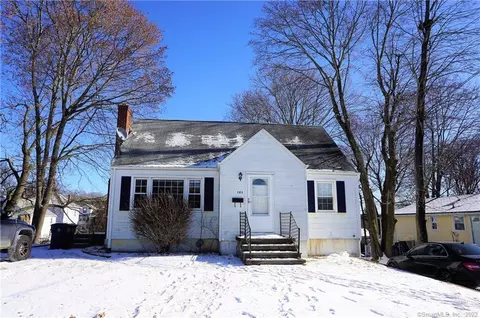 121 Mansfield Ave, Willimantic, CT 06226 photo 1