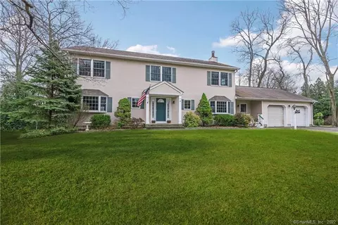 2 Dubois St, Darien, CT 06820 photo 1