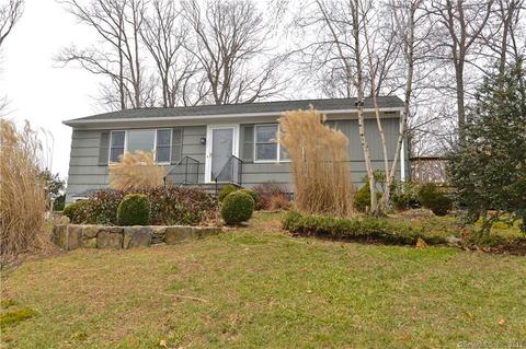 32 Clearview Dr, Brookfield, CT 06804 photo 1