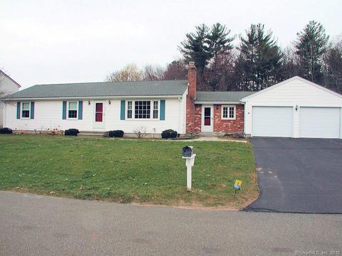 5 Celtic Ct, Enfield, CT 06082 photo 1