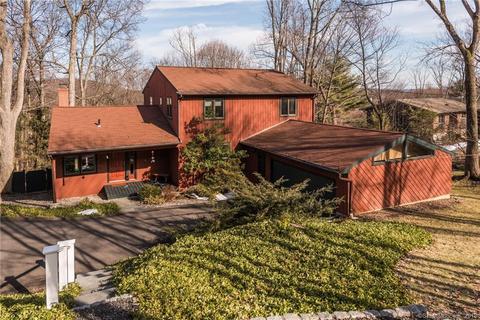 37 E Gate Rd, Danbury, CT 06811 photo 1
