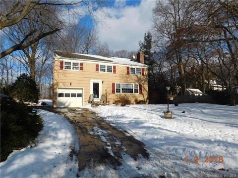 35 Leonard Ave, Greenwich, CT 06878 photo 1