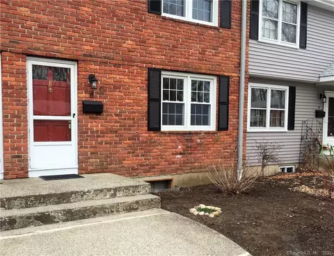 81 E Pattagansett Rd #8, Niantic, CT 06357 photo 1