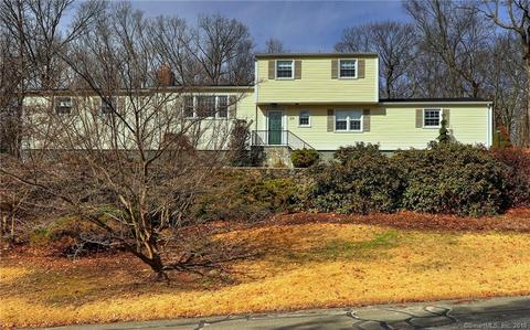 20 Ridgewood Dr, Monroe, CT 06468 photo 1