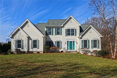 640 Ridge Rd, Orange, CT 06477 photo 1