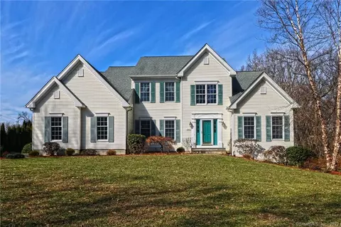640 Ridge Rd, Orange, CT 06477 photo 1