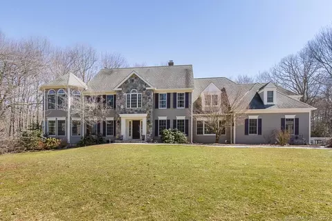 51 Hampton Close Close, Orange, CT 06477 photo 1