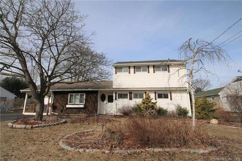 17 Greenview Ln, Windsor Locks, CT 06096 photo 1