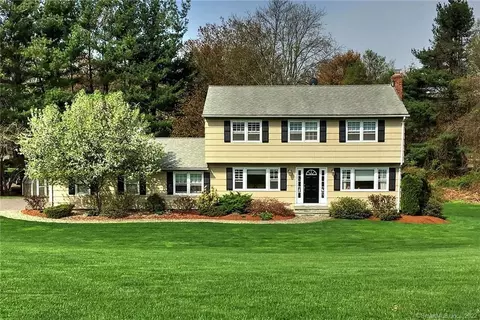 462 Clearbrook Rd, Orange, CT 06477 photo 1