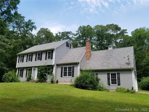 7 Vincent Ct, Clinton, CT 06413 photo 1