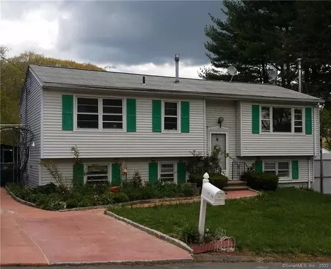 116 Pinecrest Dr, Waterbury, CT 06708 photo 1